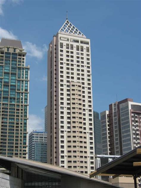 what building with the light outline makati|List of Famous Makati City Buildings & Structures .